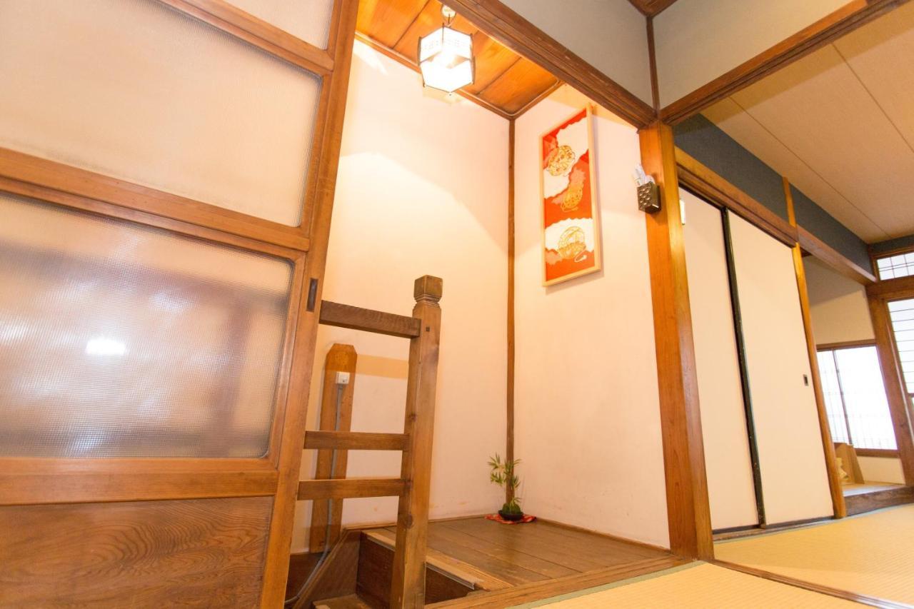 קיוטו Guest House Kyorakuya Kinkakuji מראה חיצוני תמונה